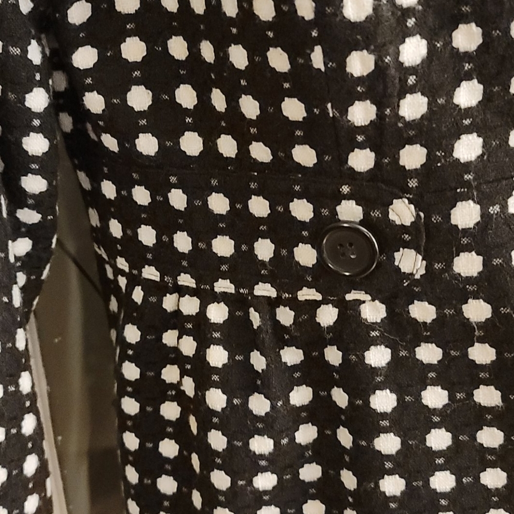 Jacket - Picture 2 of 4